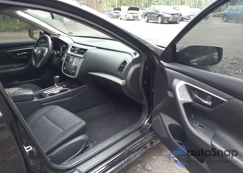 2018 Nissan Altima 2.5 S z USA, uszkodzony, nr VIN 1N4AL3AP5JC263129